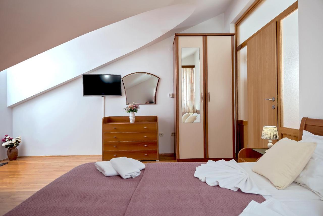 Apartmani Putnik Baška Voda Kültér fotó