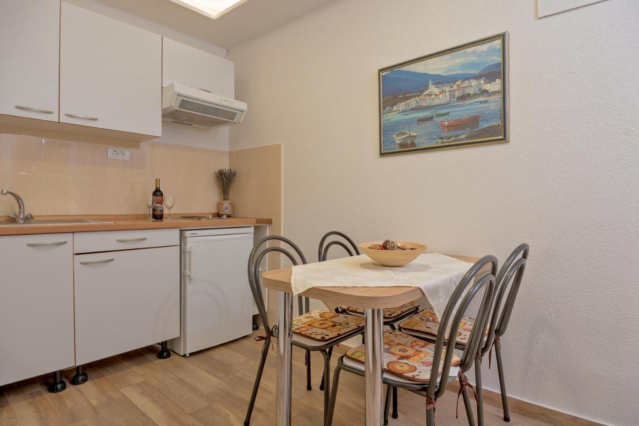 Apartmani Putnik Baška Voda Kültér fotó