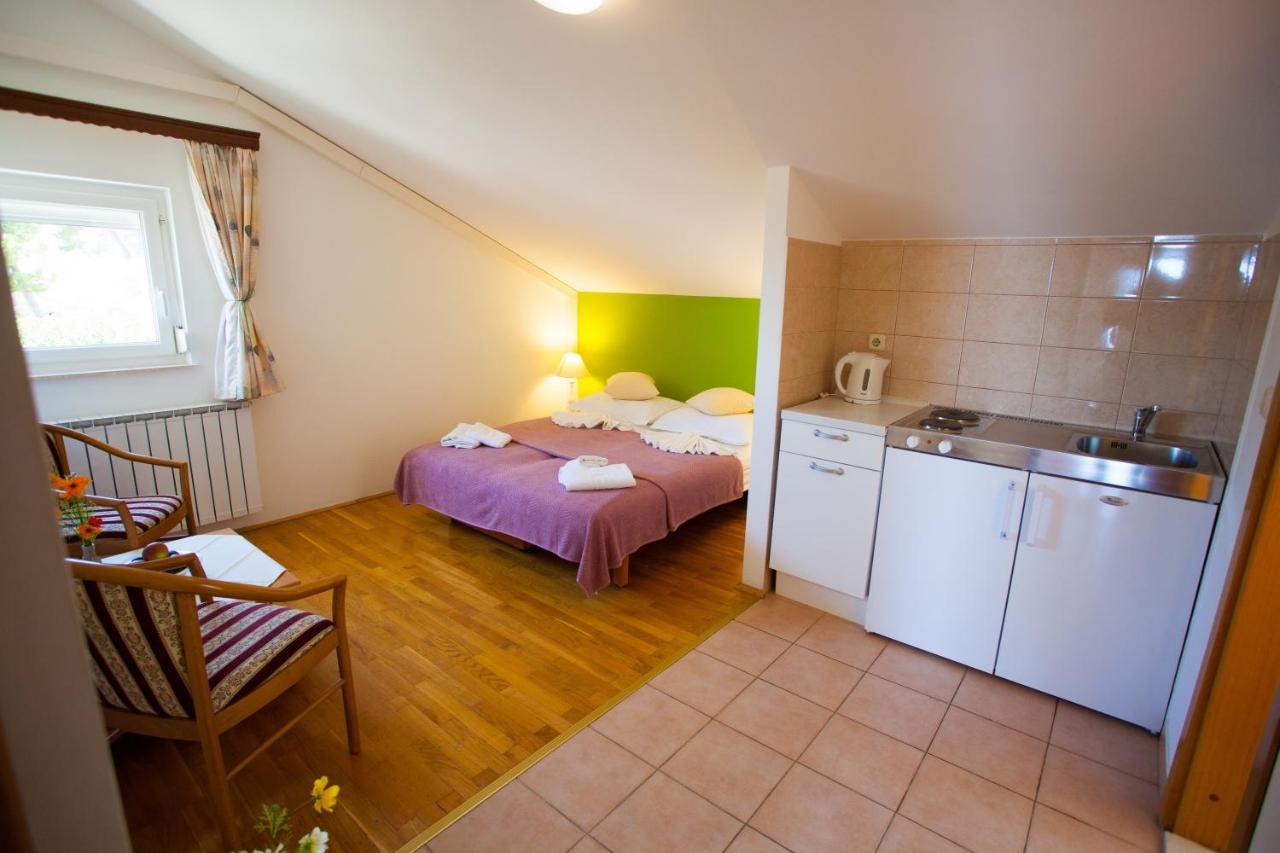 Apartmani Putnik Baška Voda Kültér fotó