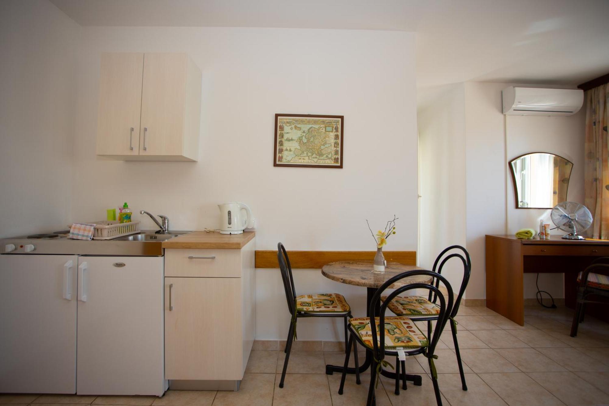 Apartmani Putnik Baška Voda Kültér fotó